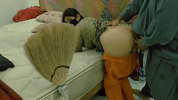 Beautifull Pakistani Maid First Time Anal Sex